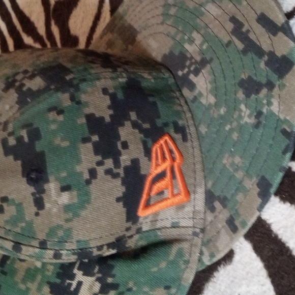 New Era Digi Camo Hat - Picture 5 of 8
